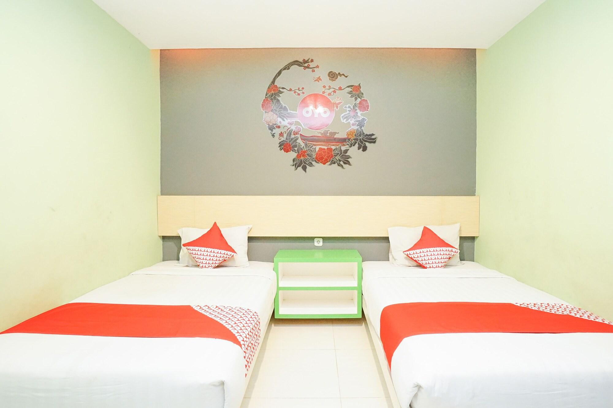 Oyo 277 Rukotel Near Rsu Adi Husada Undaan Kota Surabaya Ngoại thất bức ảnh