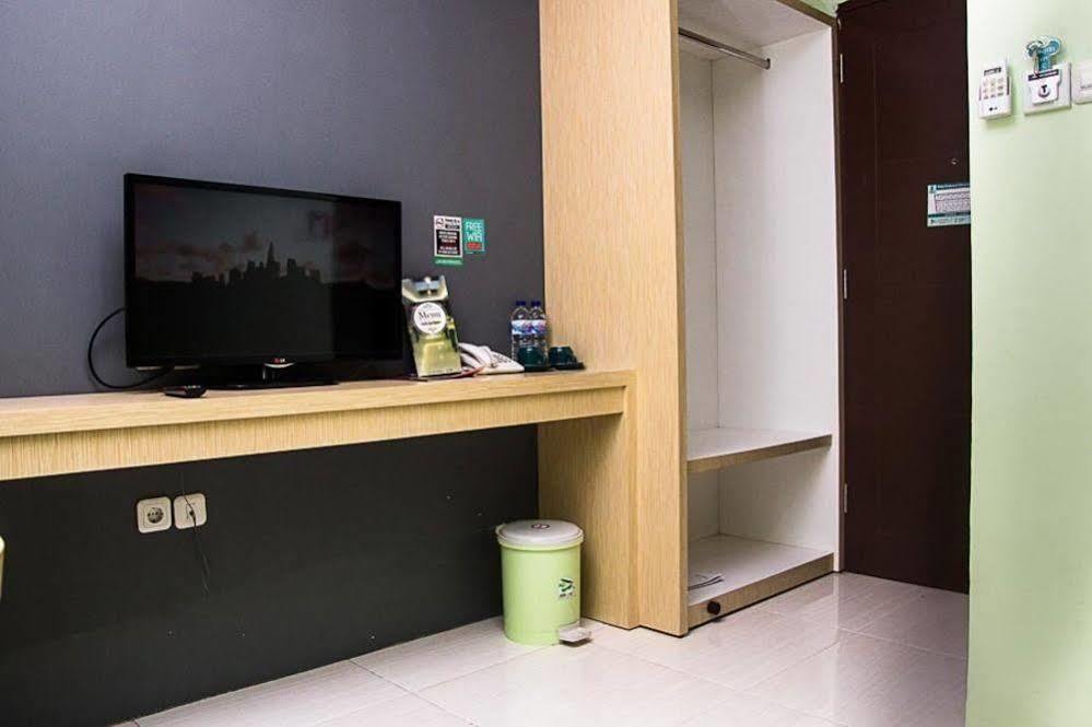 Oyo 277 Rukotel Near Rsu Adi Husada Undaan Kota Surabaya Ngoại thất bức ảnh