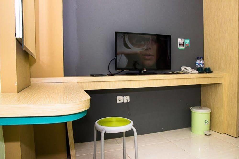 Oyo 277 Rukotel Near Rsu Adi Husada Undaan Kota Surabaya Ngoại thất bức ảnh