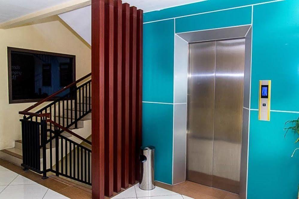 Oyo 277 Rukotel Near Rsu Adi Husada Undaan Kota Surabaya Ngoại thất bức ảnh