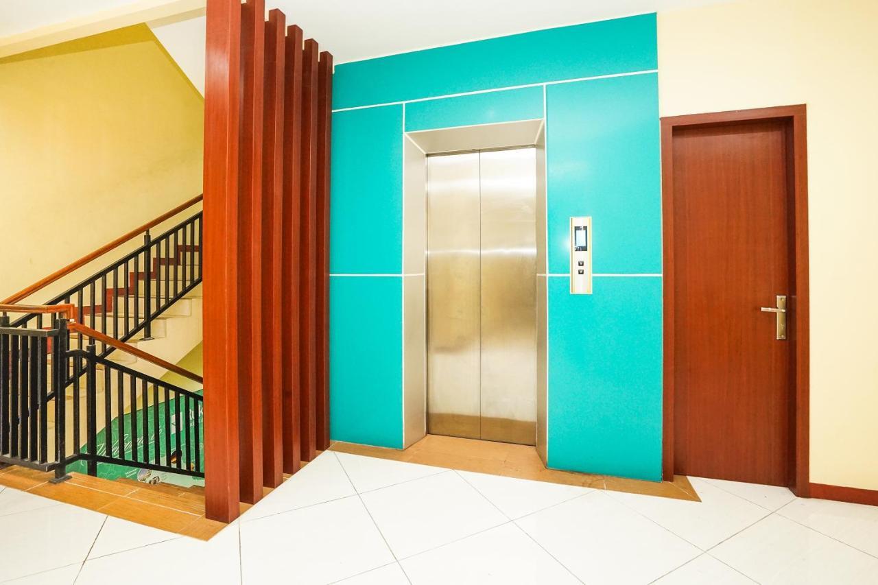 Oyo 277 Rukotel Near Rsu Adi Husada Undaan Kota Surabaya Ngoại thất bức ảnh