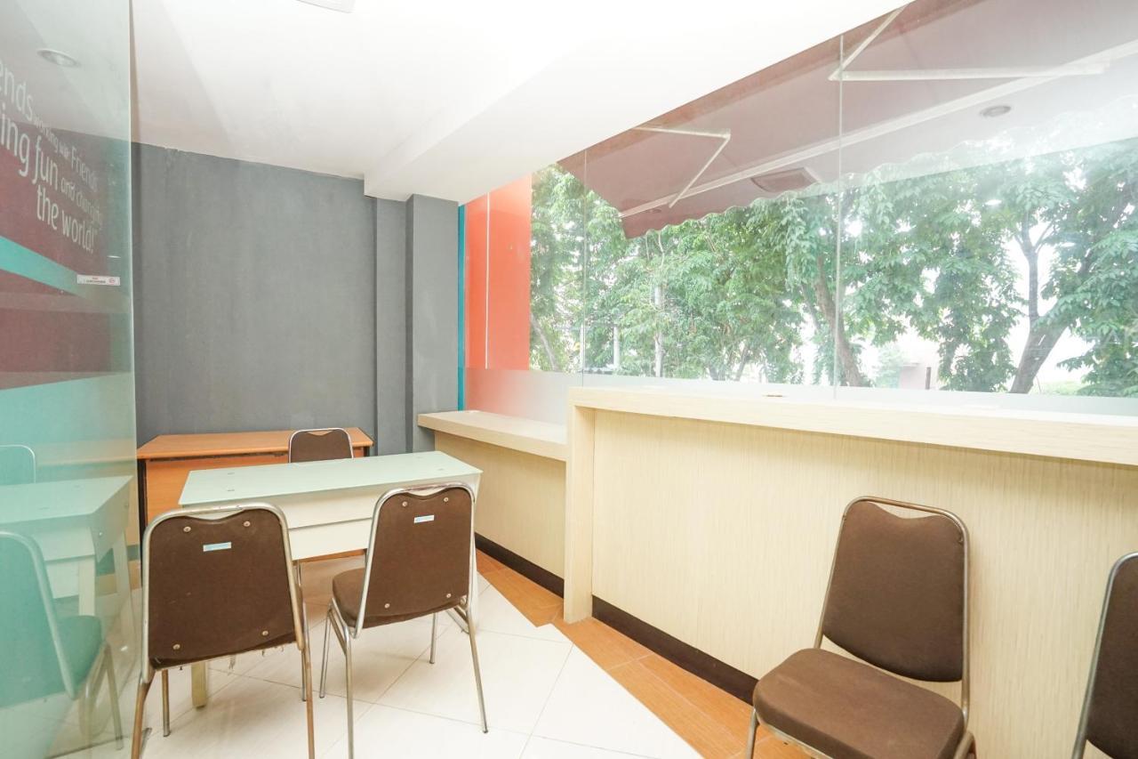 Oyo 277 Rukotel Near Rsu Adi Husada Undaan Kota Surabaya Ngoại thất bức ảnh